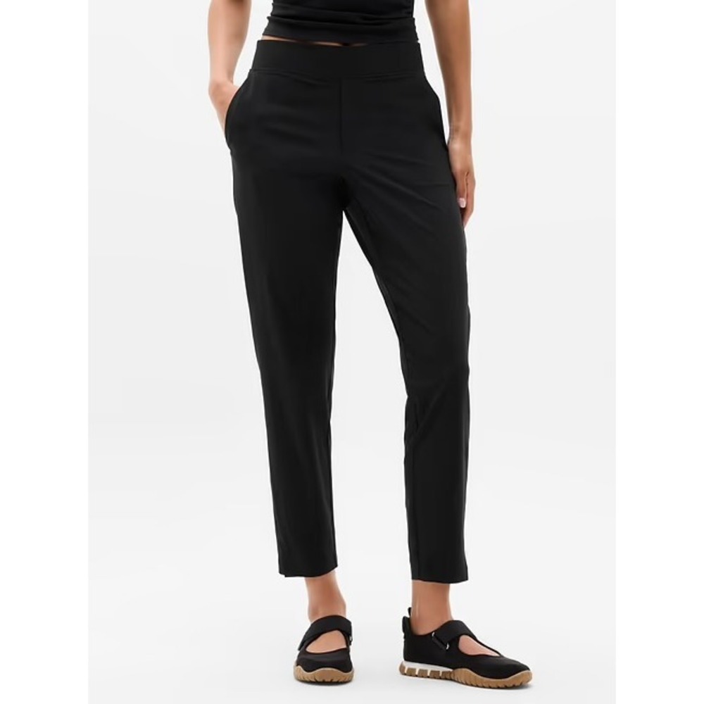 Athleta Brooklyn Ankle Pants Black Tapered Stretch Trousers 10P Petite